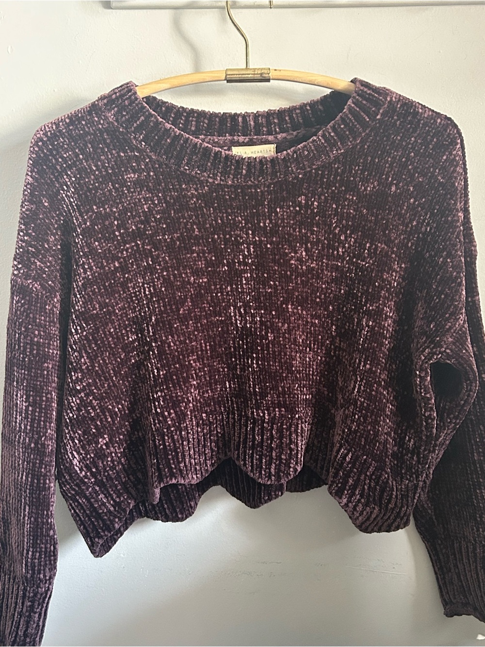 LA Hearts Plush Chenille Chunky Knit Crewneck Pullover Scallop Hem Crop Sweater